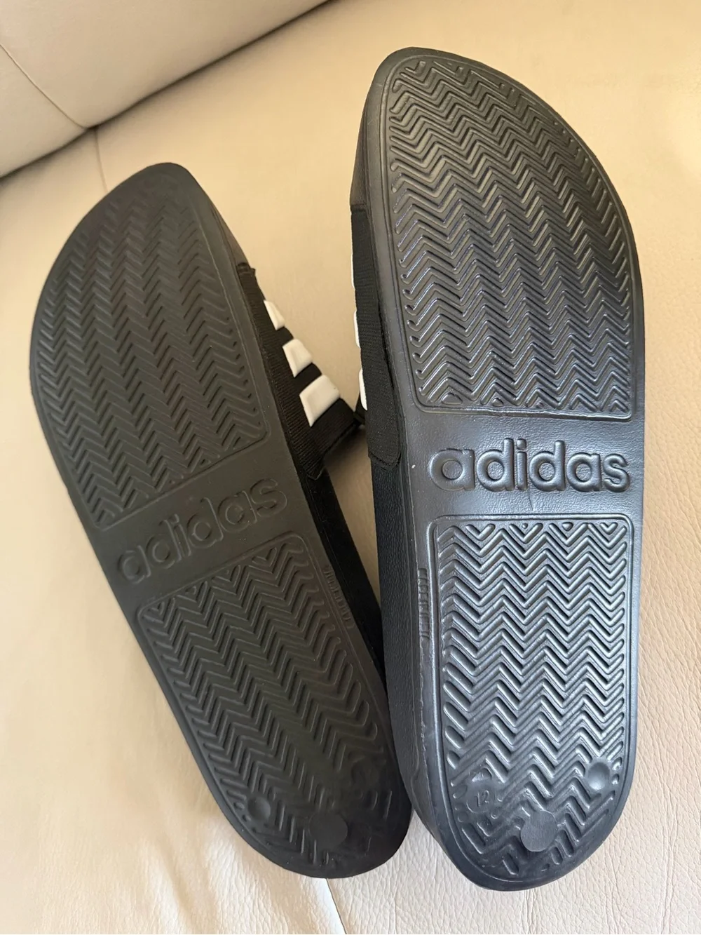 NWT adidas Black & White mens size 12 Adilette Shower Slides